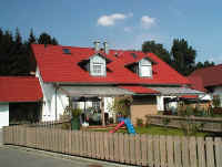 Doppelhaus in Holzrahmenbau gefertigt von der Zimmerei Rottenwöhrer.